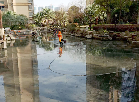 屯昌景观池淤泥清理